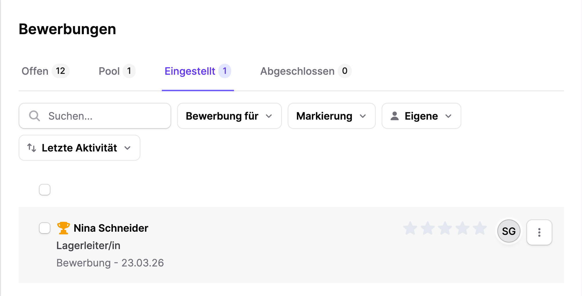 Jobmaps-Bewerbungsseite mit vier Tabs: Offen, Pool, Eingestellt und Abgeschlossen sowie Suchleiste und Filtern